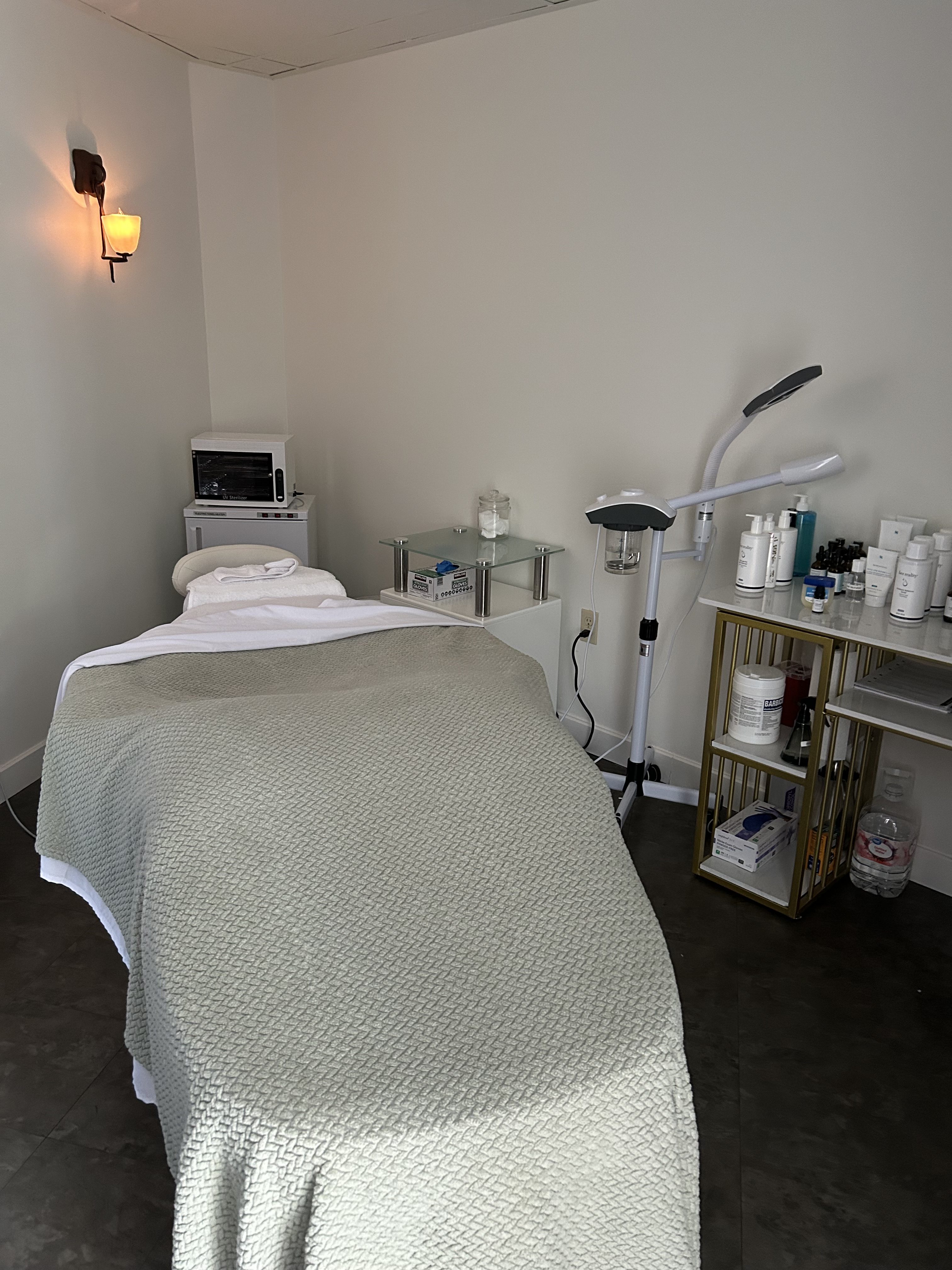 med spa, botox, filler, facial, microneedling, skincare